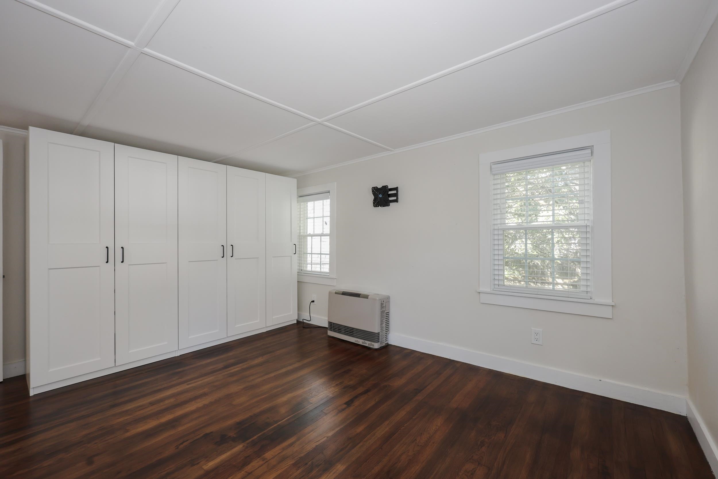 4 Burdett Street