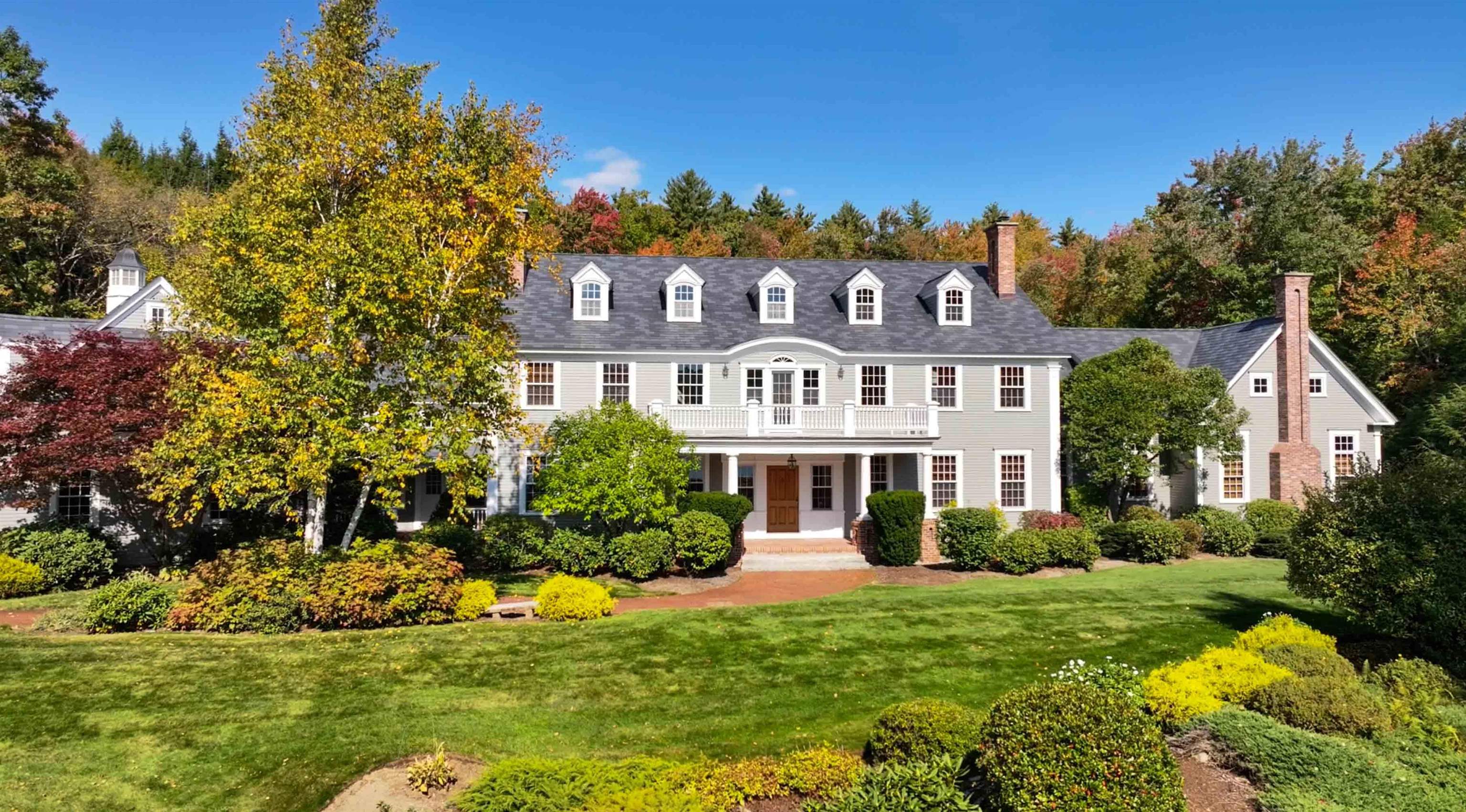 373 Lakeshore Drive