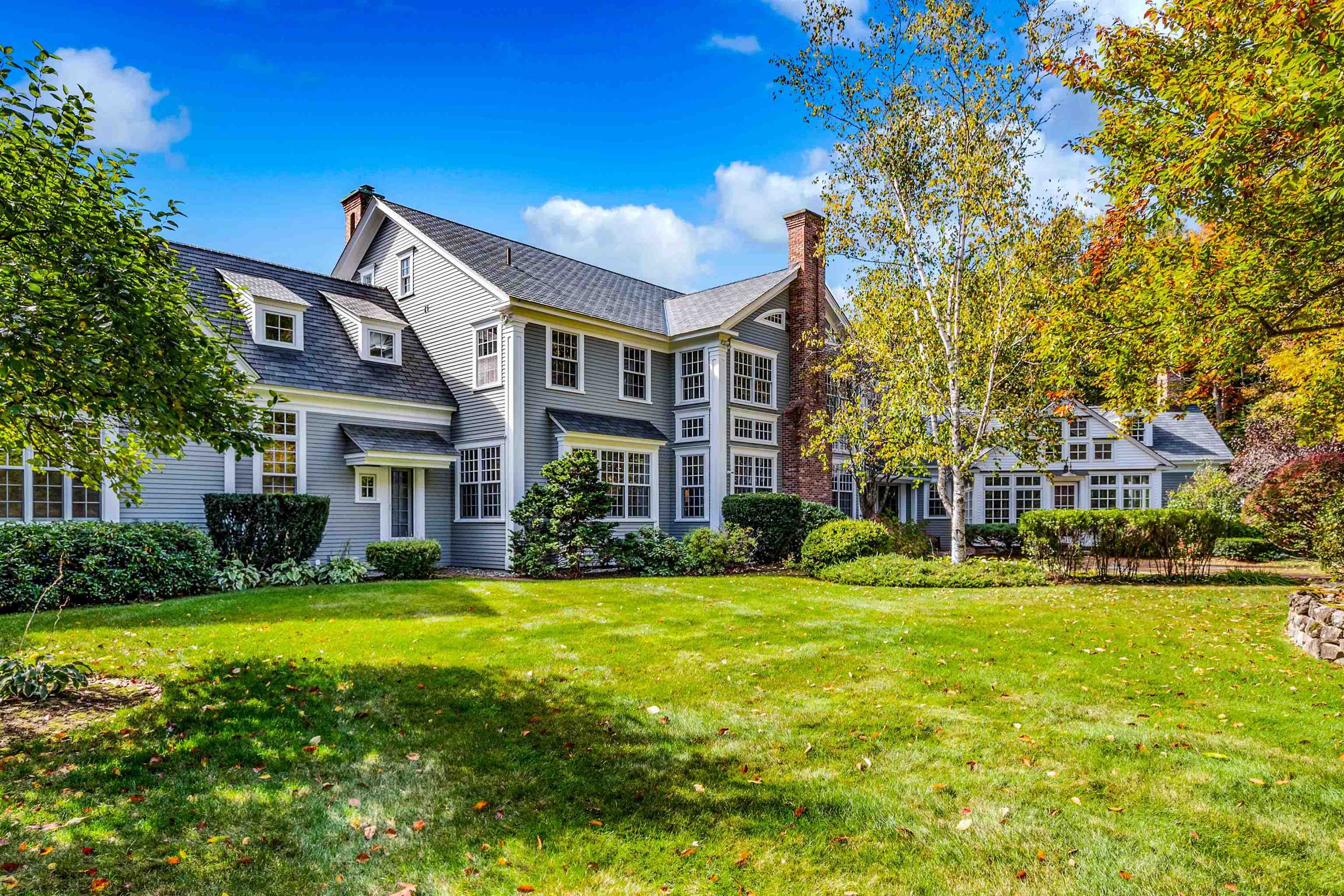 373 Lakeshore Drive