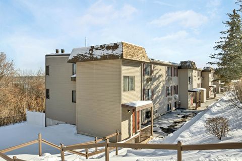 Photo of 107 Treetop Circle #11, Laconia, NH 03246 (MLS # 5071602)