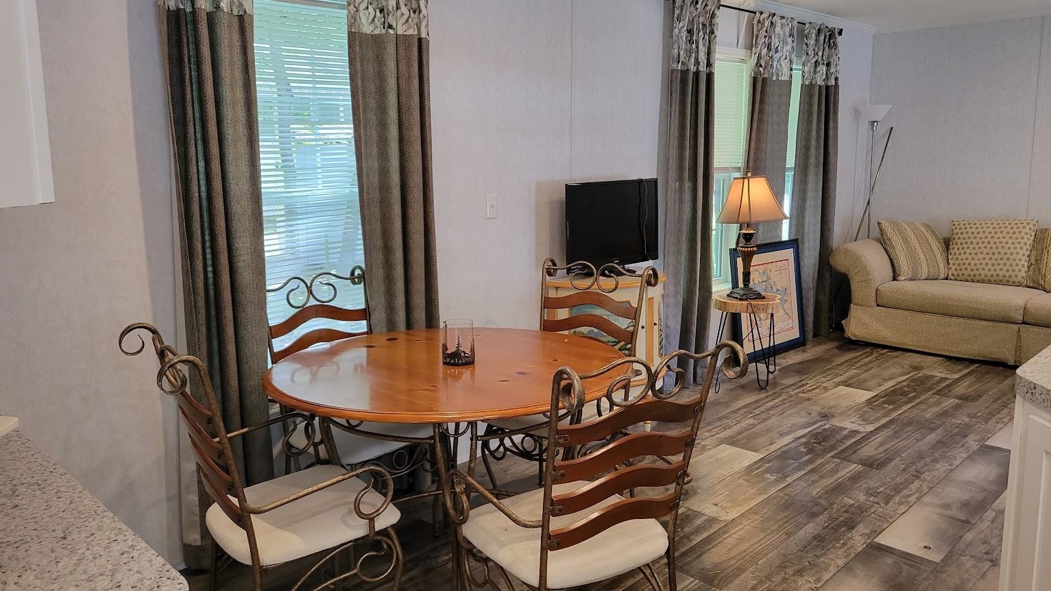 Gilford, New Hampshire 03249, United States, 2 Bedrooms Bedrooms, ,2 BathroomsBathrooms,Residential,Active,158909