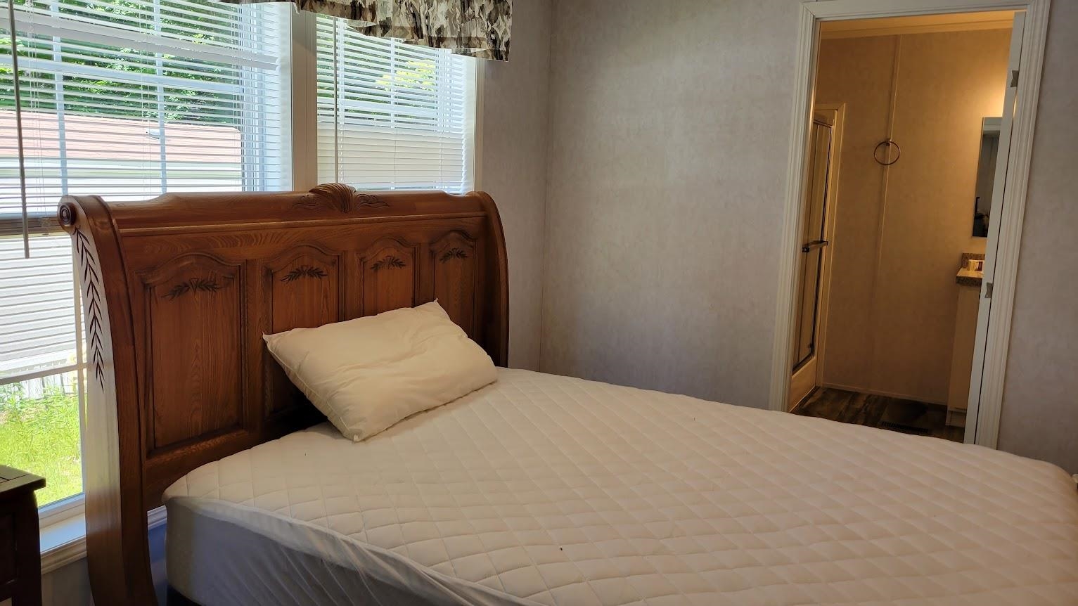 Gilford, New Hampshire 03249, United States, 2 Bedrooms Bedrooms, ,2 BathroomsBathrooms,Residential,Active,158909