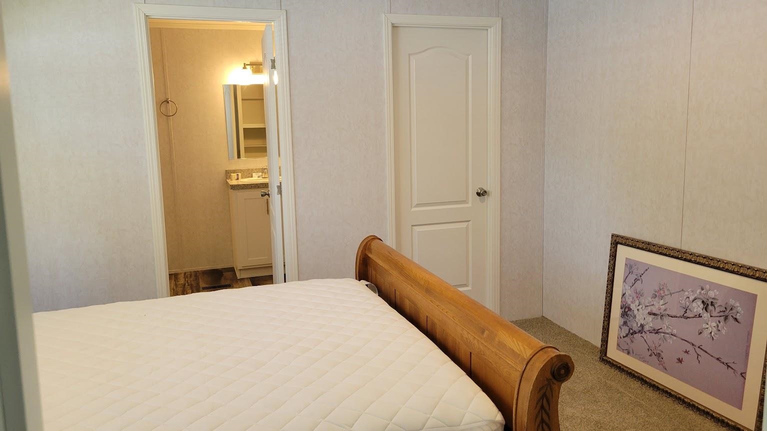 Gilford, New Hampshire 03249, United States, 2 Bedrooms Bedrooms, ,2 BathroomsBathrooms,Residential,Active,158909