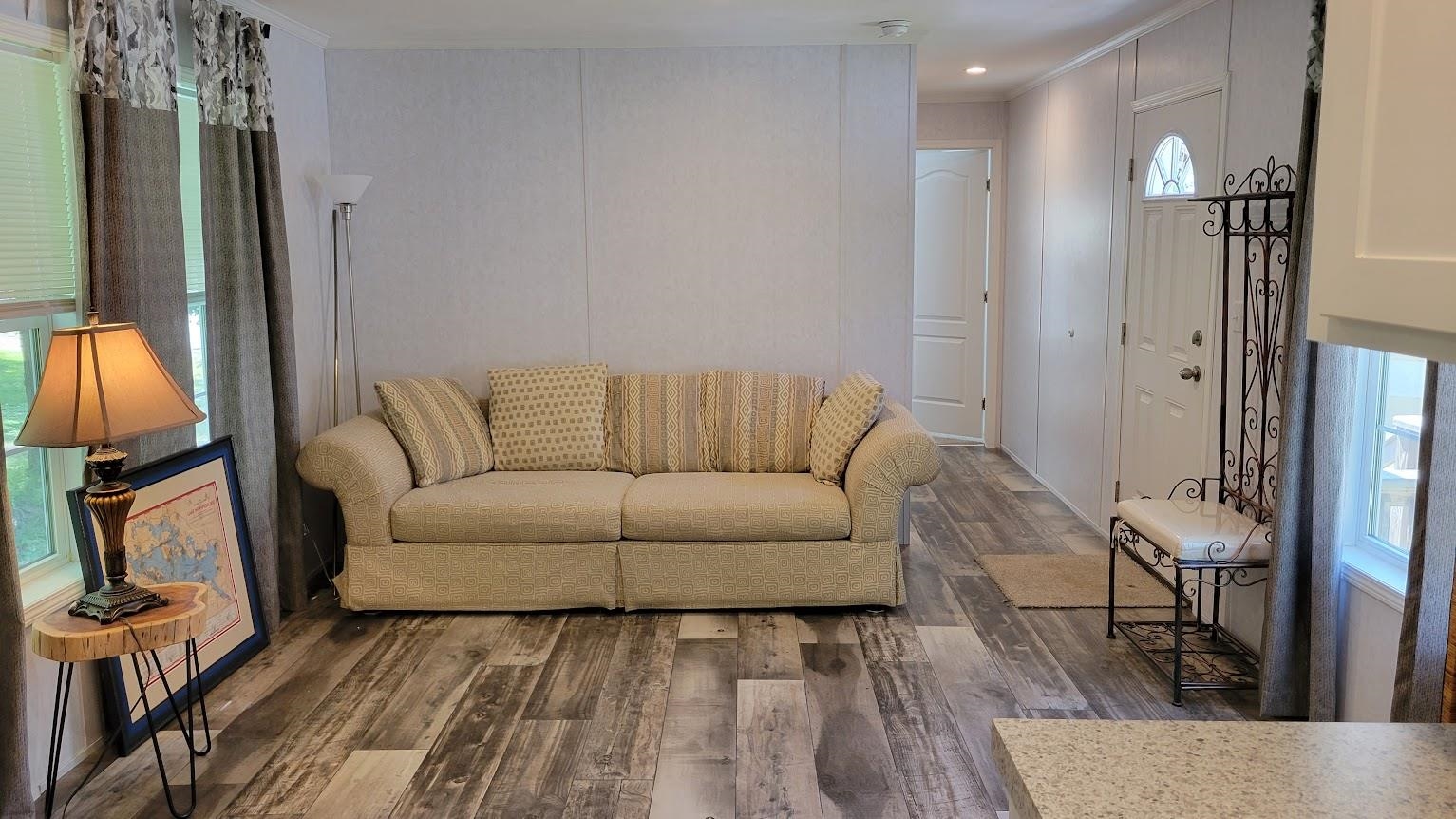 Gilford, New Hampshire 03249, United States, 2 Bedrooms Bedrooms, ,2 BathroomsBathrooms,Residential,Active,158909