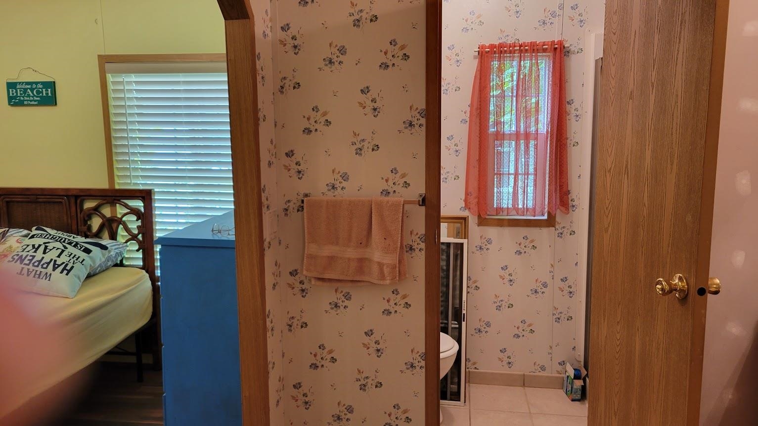 Gilford, New Hampshire 03249, United States, 2 Bedrooms Bedrooms, ,2 BathroomsBathrooms,Residential,Active,158909