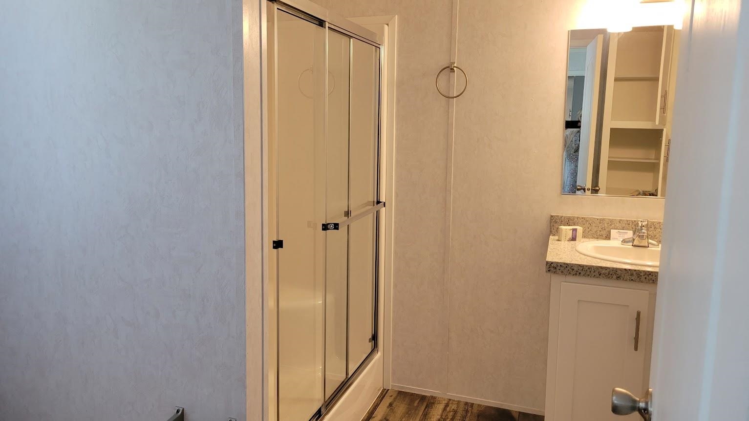 Gilford, New Hampshire 03249, United States, 2 Bedrooms Bedrooms, ,2 BathroomsBathrooms,Residential,Active,158909