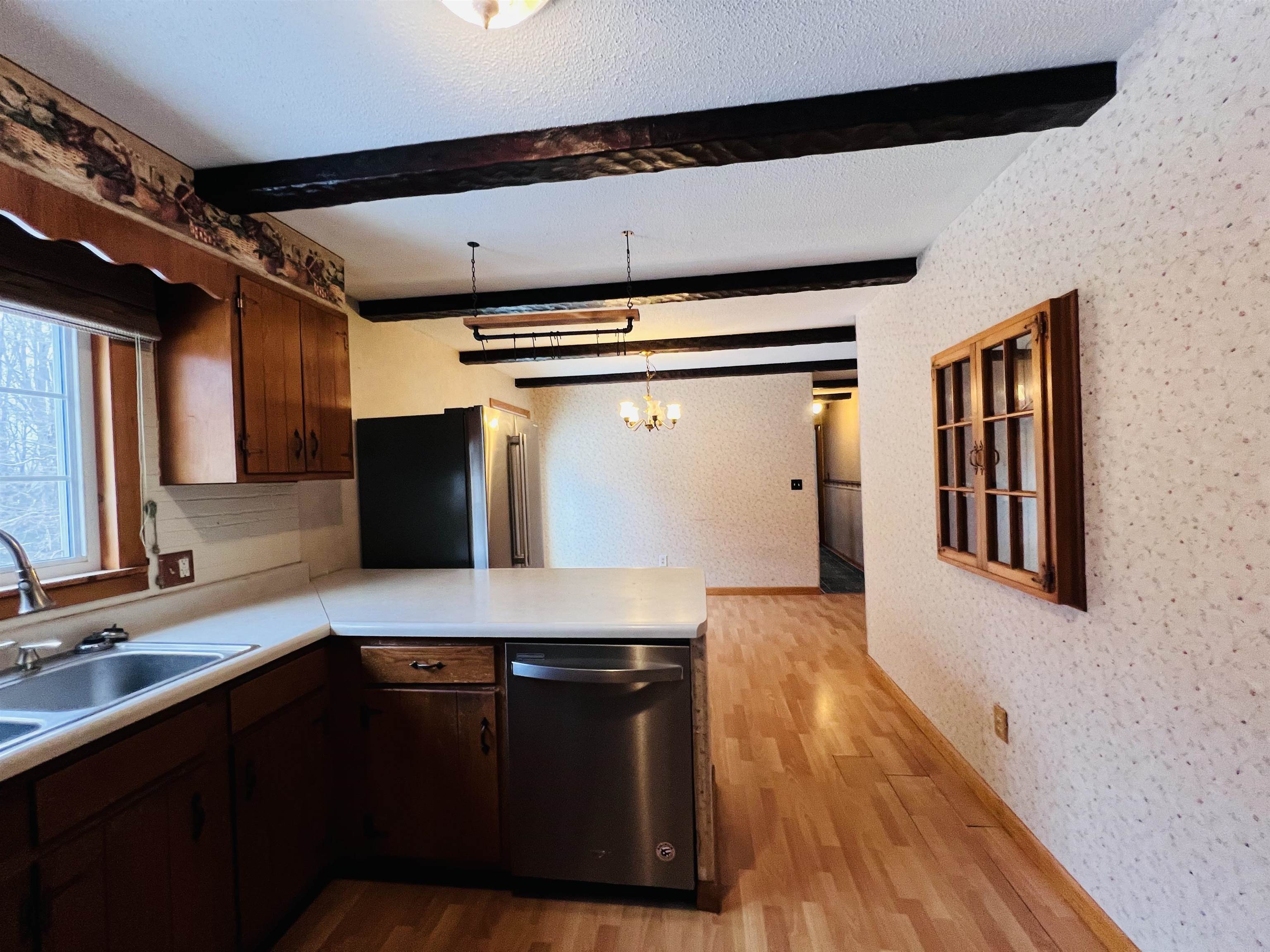 583 Pinehurst Street