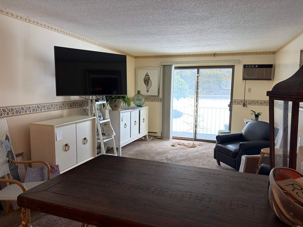 Photo of 467 High Street #6, Hampton, NH 03842 (MLS # 5079020)