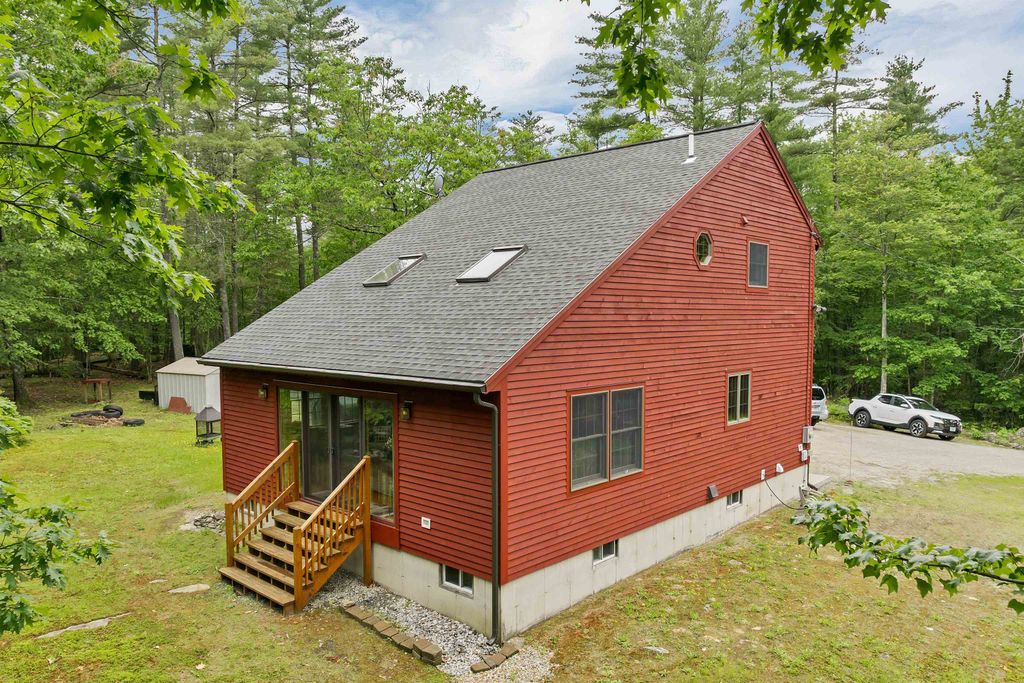 Photo of 481 New Orchard Road, Epsom, NH 03234 (MLS # 5046513)