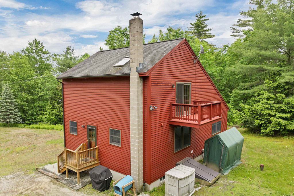 Photo of 481 New Orchard Road, Epsom, NH 03234 (MLS # 5046513)