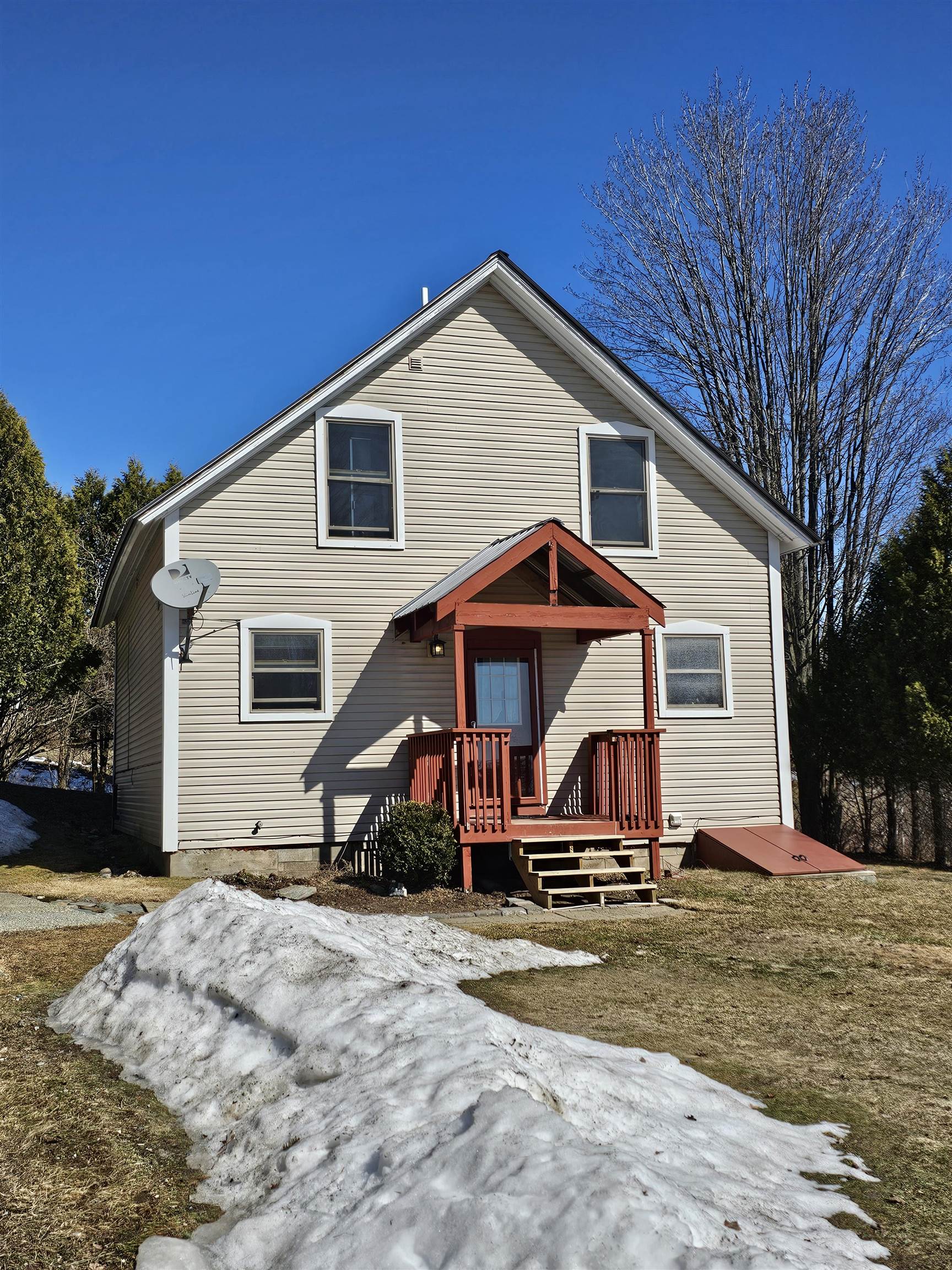 941 Main Street North