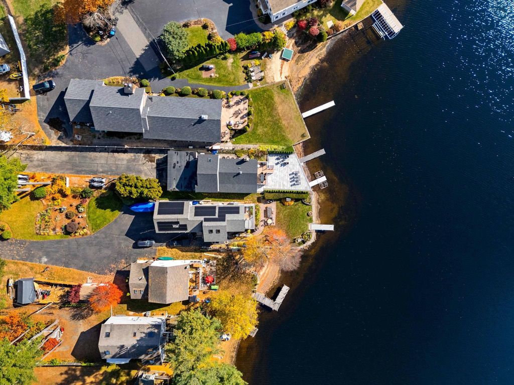 Photo of 9 Ball Avenue, Salem, NH 03079 (MLS # 5067224)