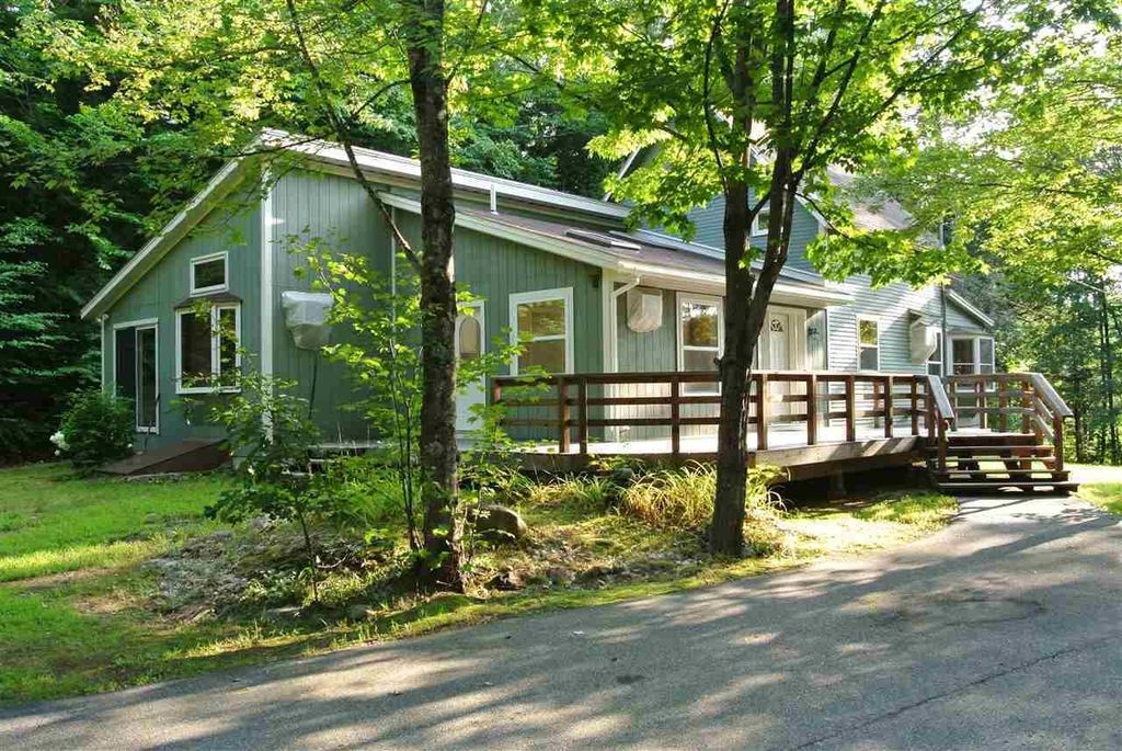 Photo of 186 Carter Hill Road, Concord, NH 03303 (MLS # 5082713)