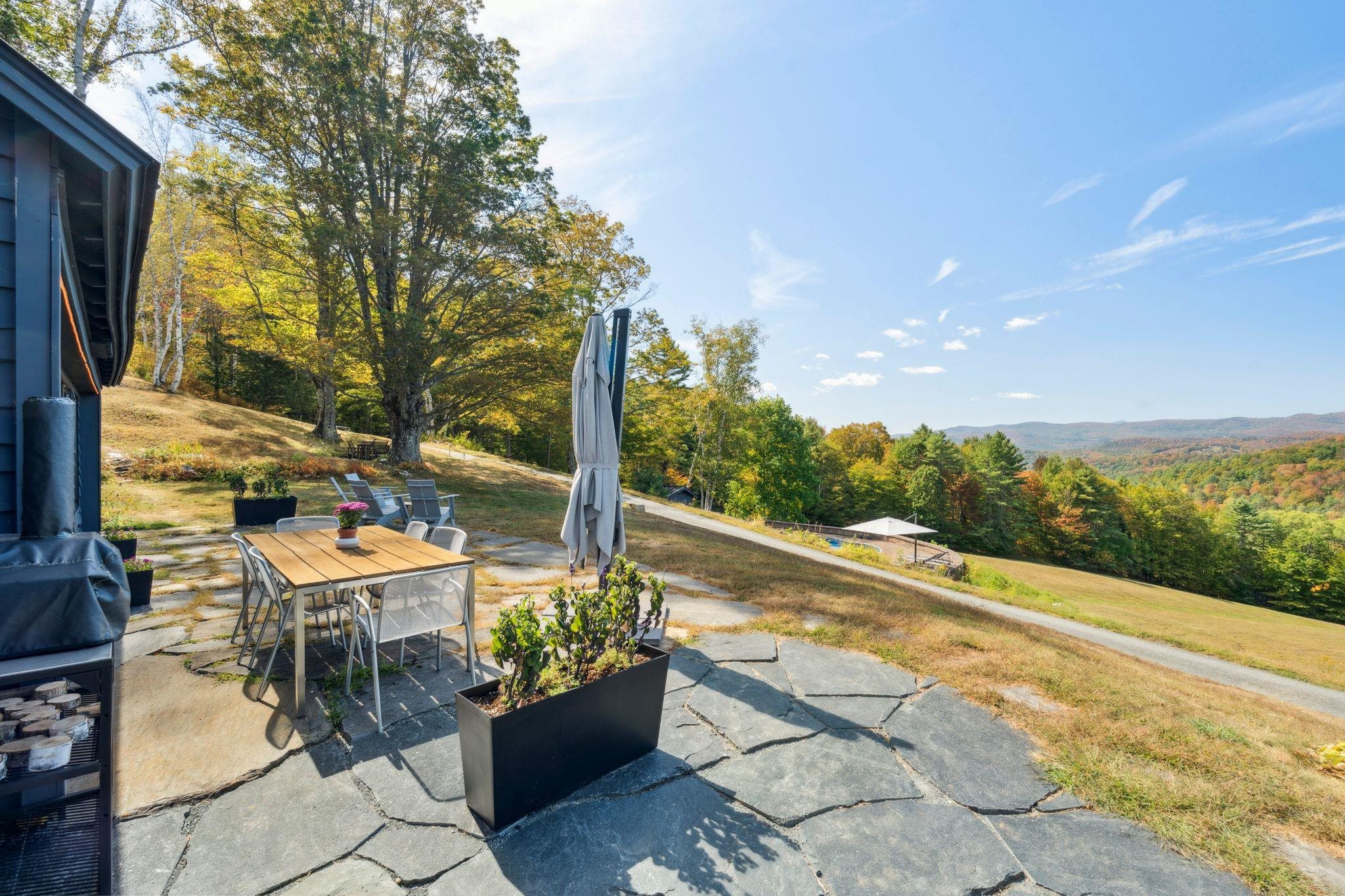 2769 Cloudland Road