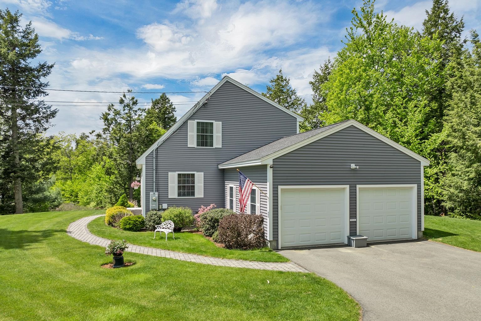 Alton, New Hampshire 03809, United States, 3 Bedrooms Bedrooms, ,2 BathroomsBathrooms,Residential,Active,133751