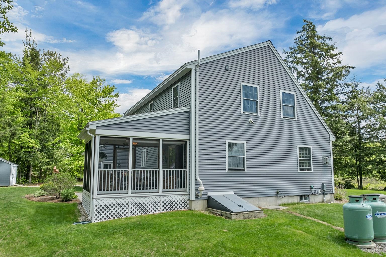 Alton, New Hampshire 03809, United States, 3 Bedrooms Bedrooms, ,2 BathroomsBathrooms,Residential,Active,133751