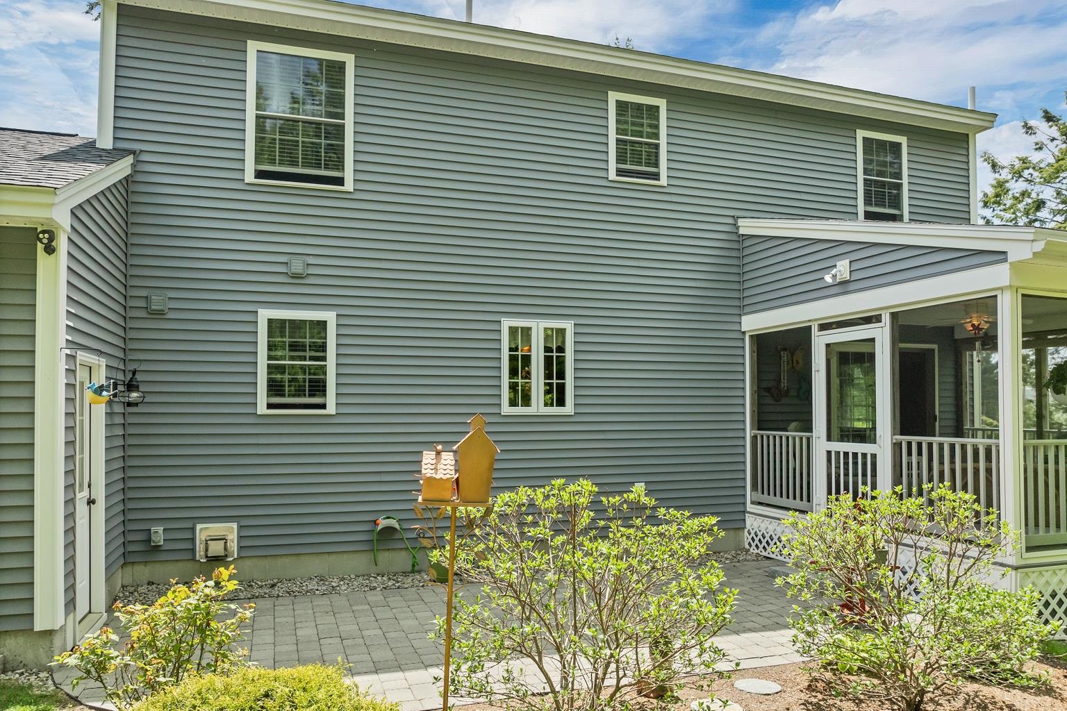 Alton, New Hampshire 03809, United States, 3 Bedrooms Bedrooms, ,2 BathroomsBathrooms,Residential,Active,133751