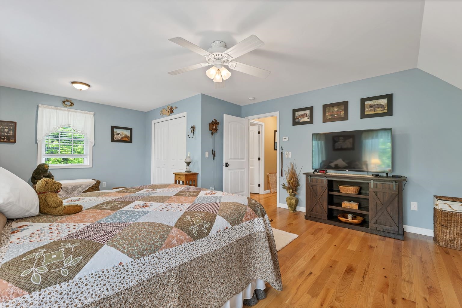 Alton, New Hampshire 03809, United States, 3 Bedrooms Bedrooms, ,2 BathroomsBathrooms,Residential,Active,133751