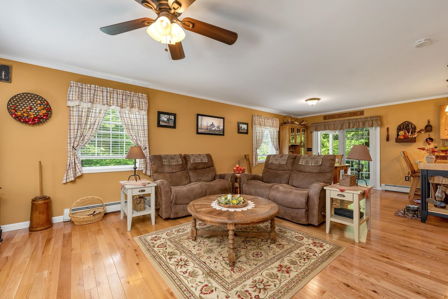 Alton, New Hampshire 03809, United States, 3 Bedrooms Bedrooms, ,2 BathroomsBathrooms,Residential,Active,133751