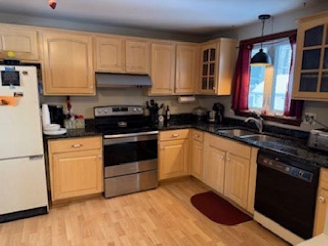 415 Pickering Street