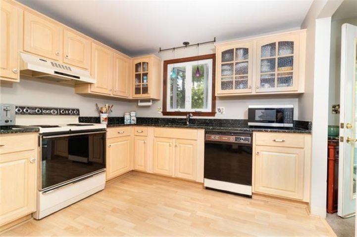 415 Pickering Street