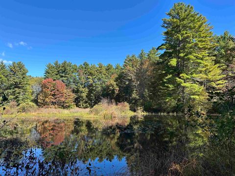 26 Ponemah Road Amherst NH 03031