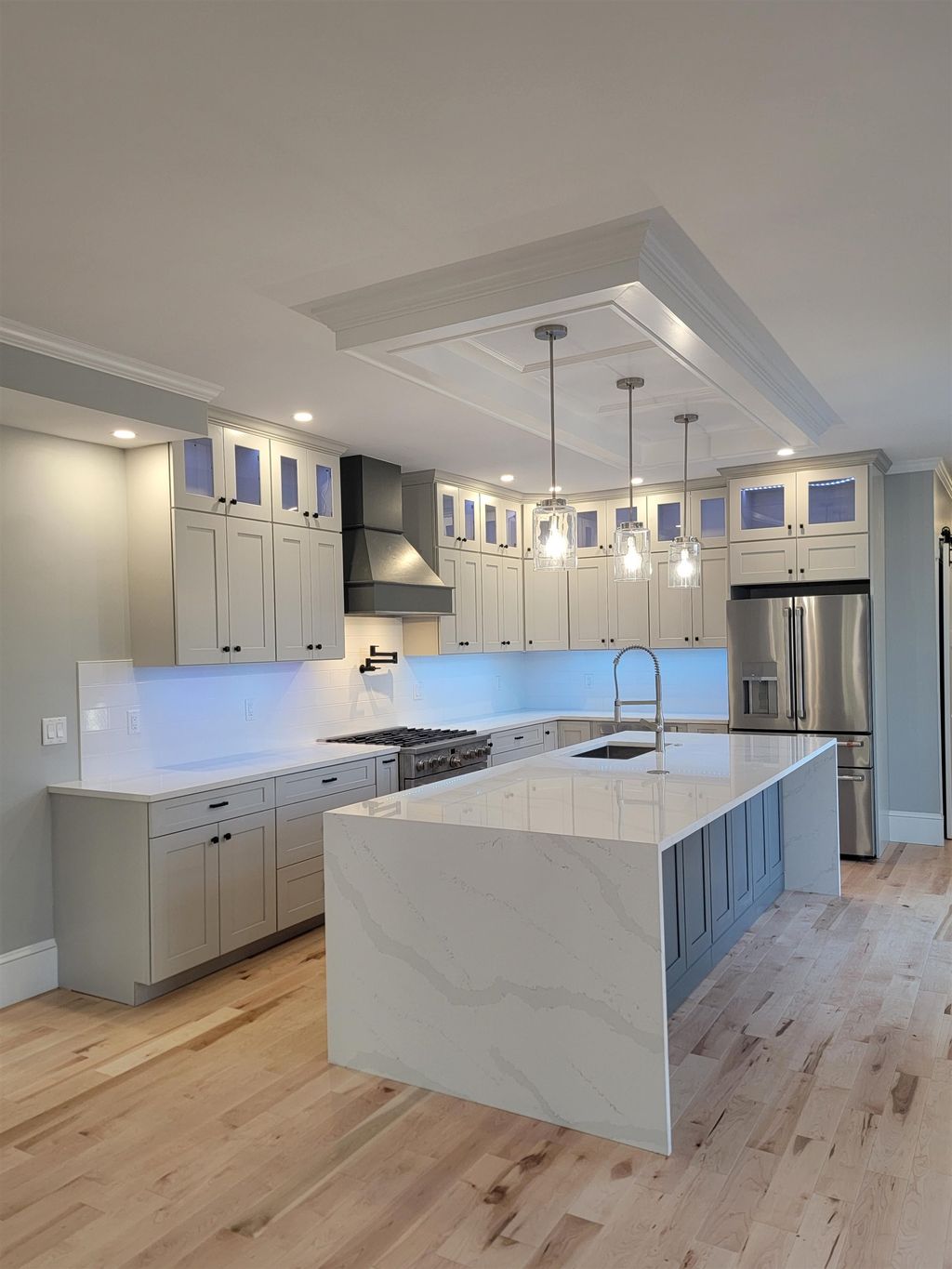 Photo of 12 Zeland Drive, Dover, NH 03820 (MLS # 5033810)