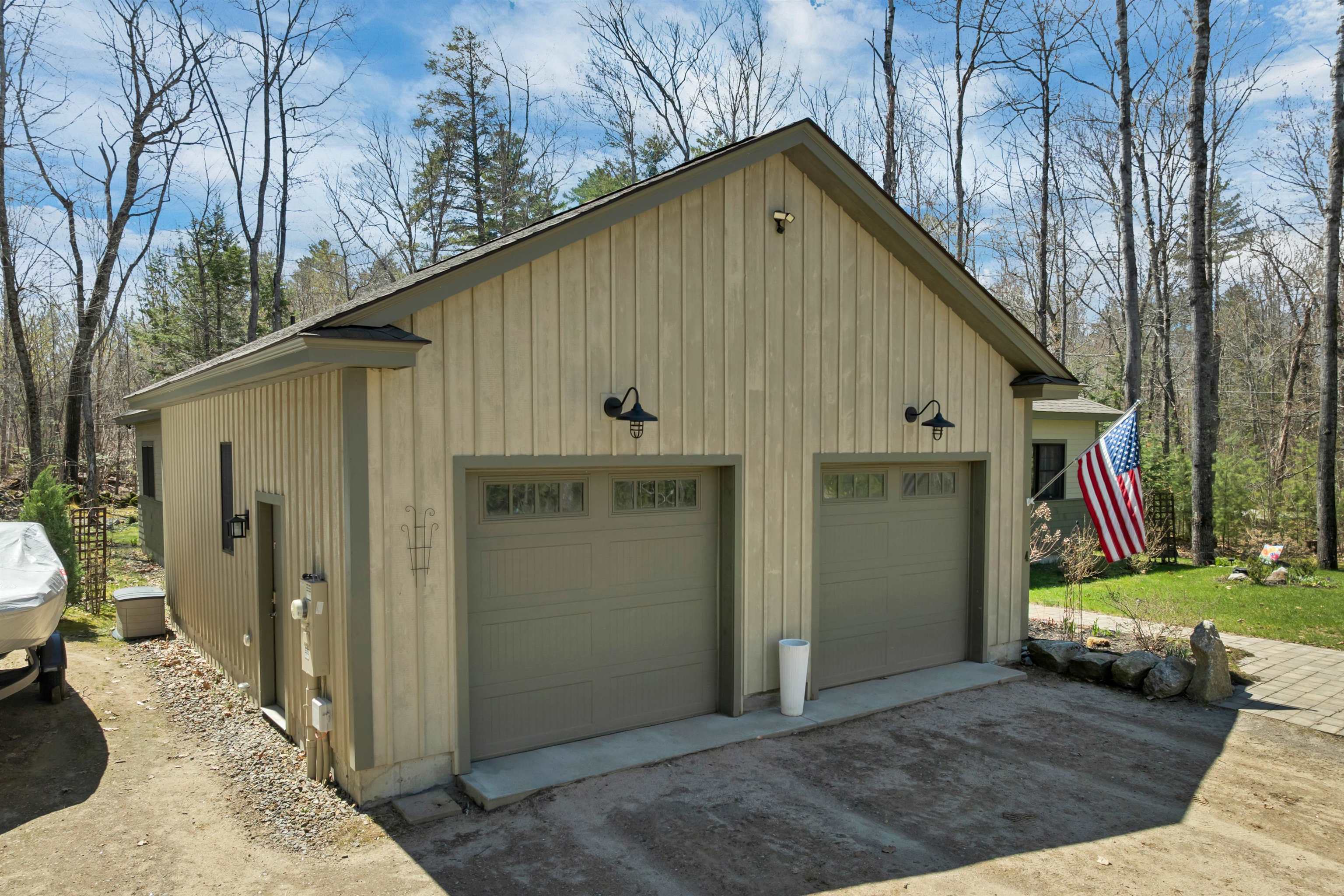 4 Colton Lane