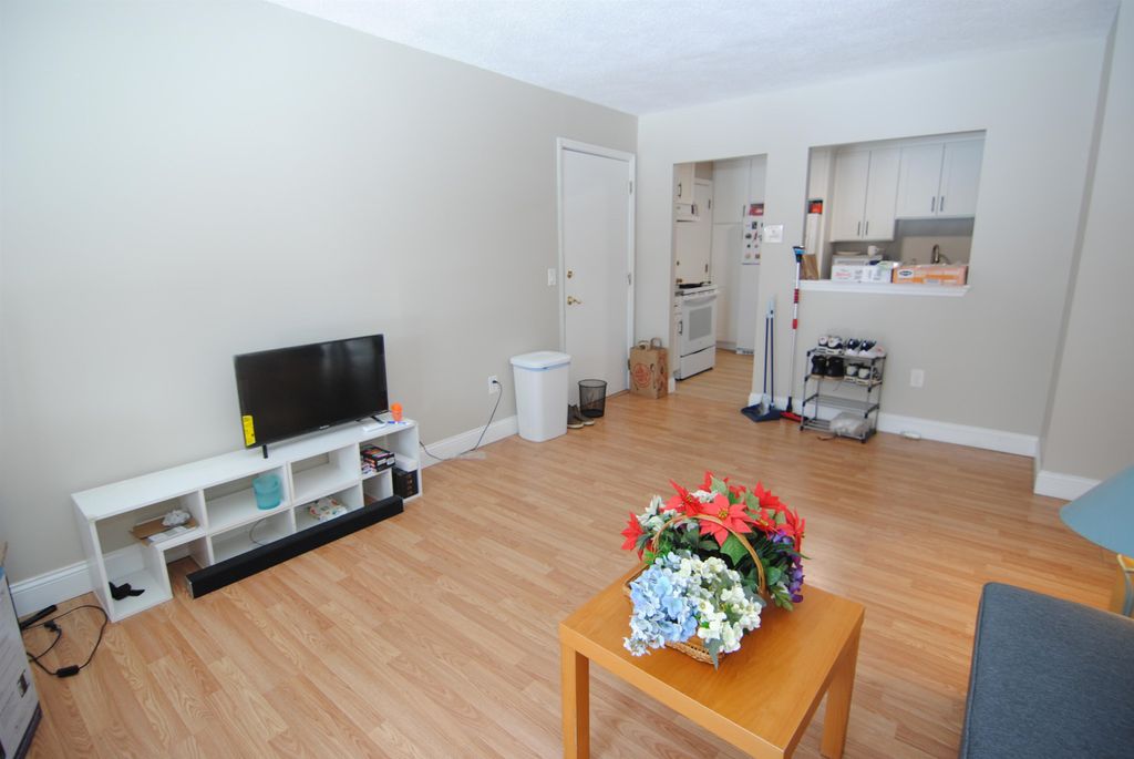 Photo of 9 Strawberry Bank Road #24, Nashua, NH 03062 (MLS # 5077765)