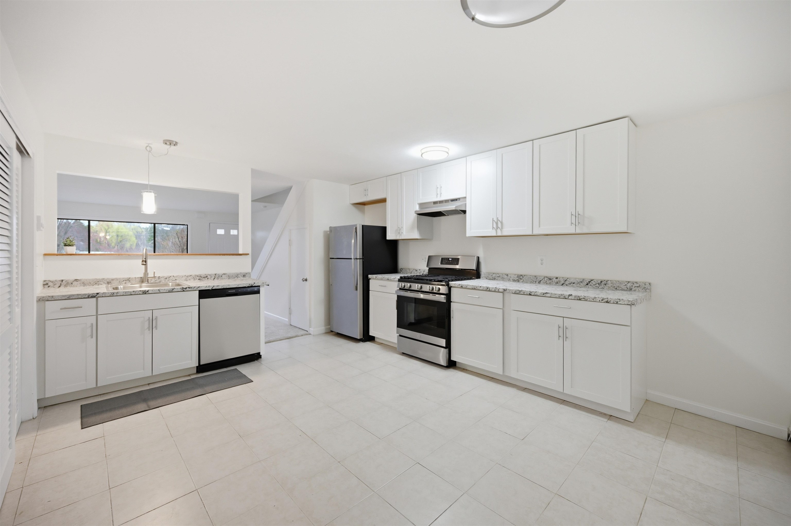 28 Chandler Avenue 3