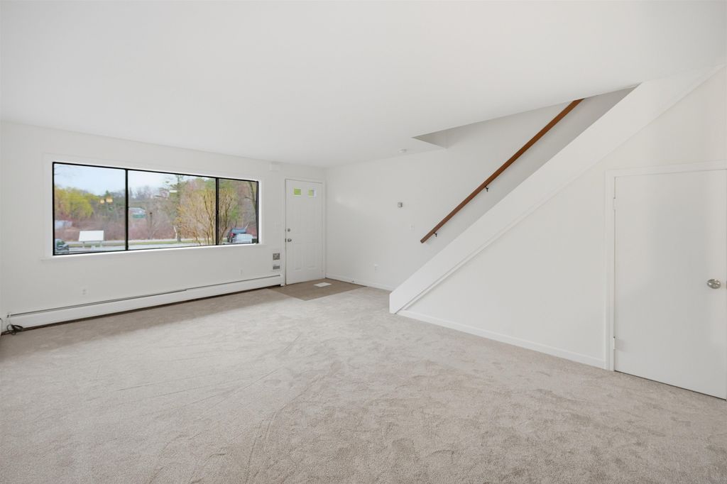 Photo of 28 Chandler Avenue #3, Plaistow, NH 03865 (MLS # 5083607)