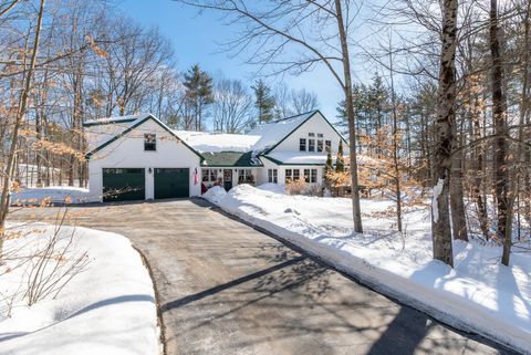 8 Oak Knoll Road Meredith NH 03253