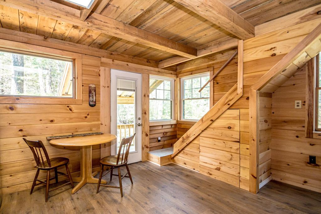 Photo of 14 Lollipop Lane, Tamworth, NH 03886 (MLS # 5083215)