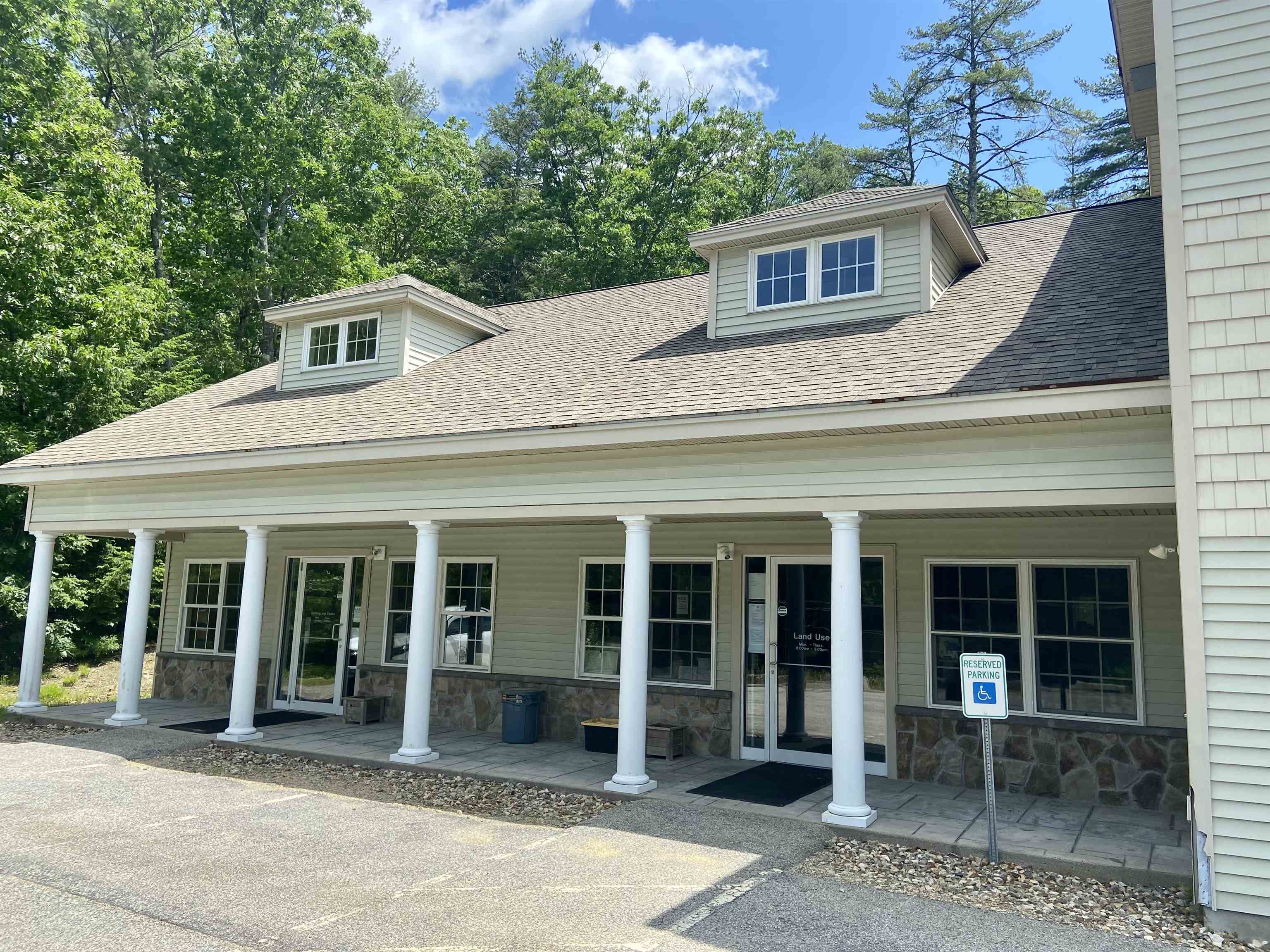 333 Calef Highway