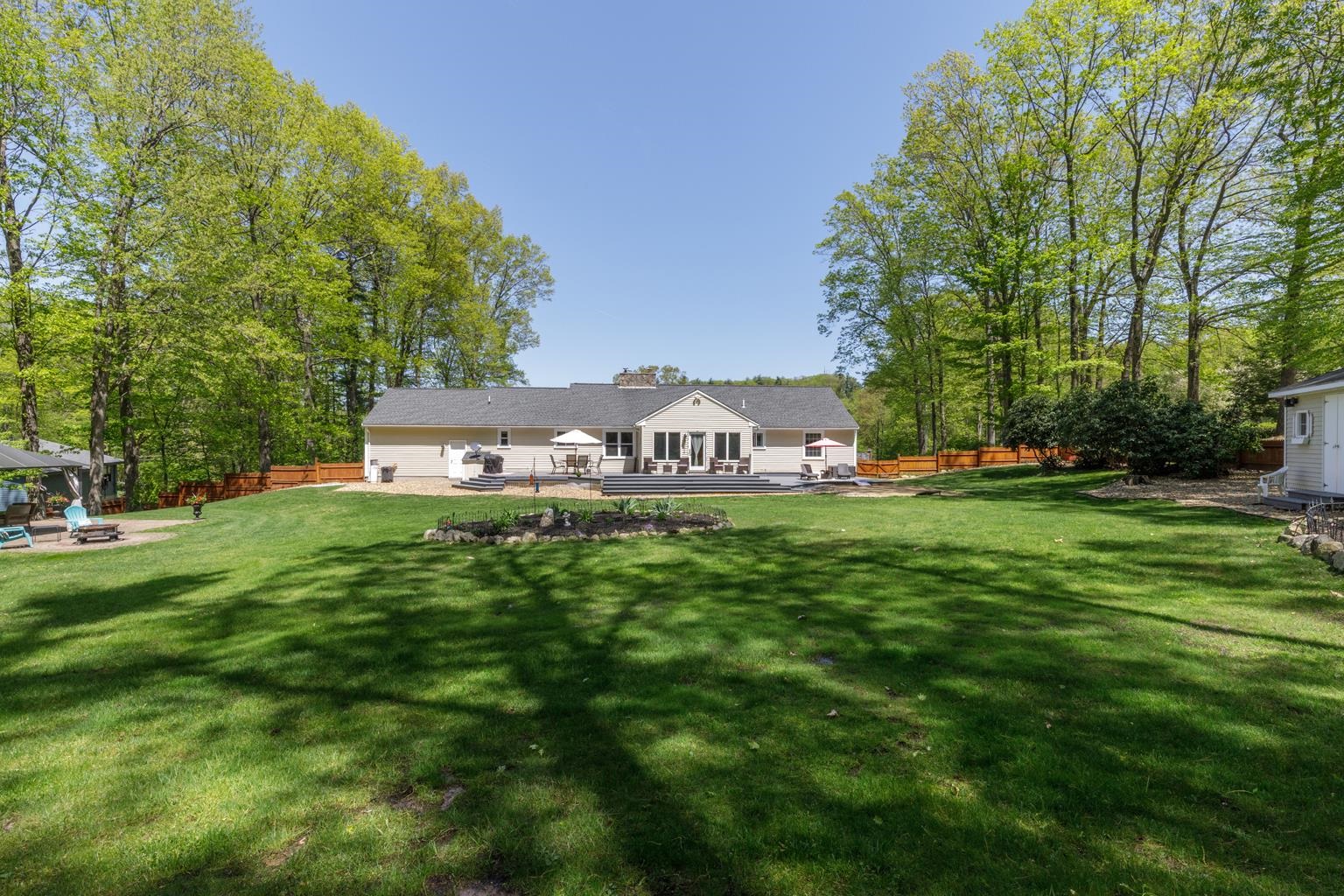 8 Teague Drive