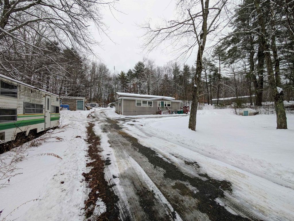 Photo of 59 Estes Road, Rochester, NH 03839 (MLS # 5074595)