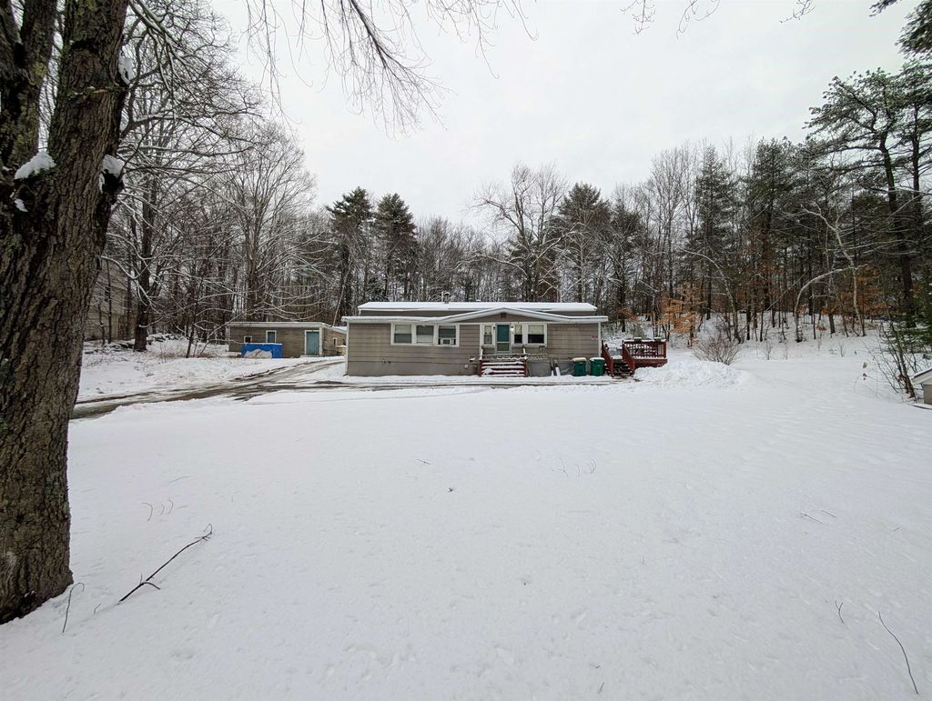 Photo of 59 Estes Road, Rochester, NH 03839 (MLS # 5074595)