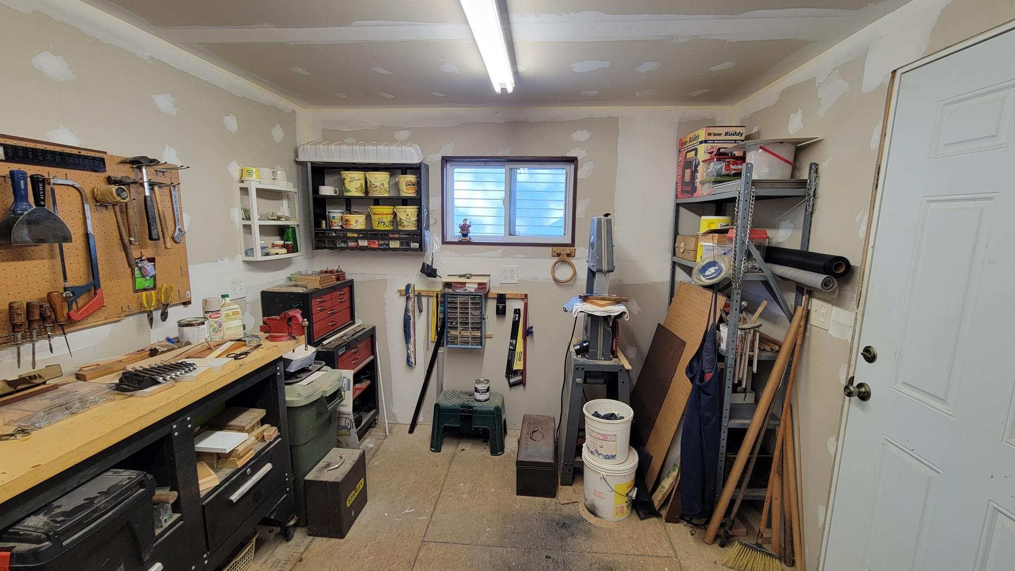 Concord, New Hampshire 03301, United States, 2 Bedrooms Bedrooms, ,2 BathroomsBathrooms,Residential,Pending,5545