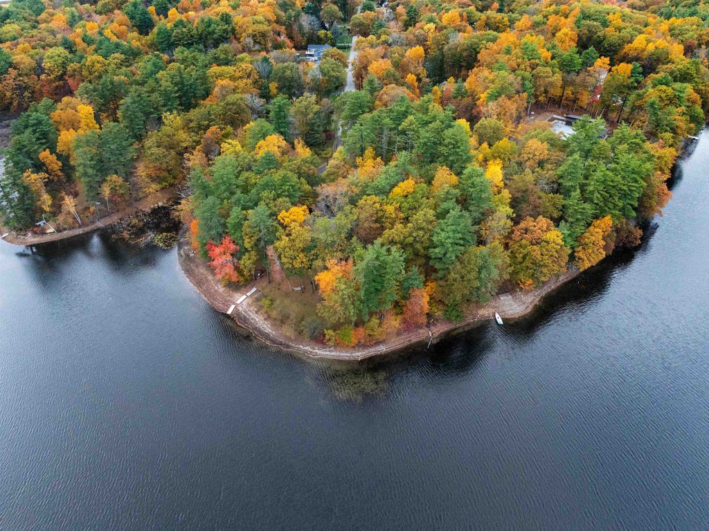 Photo of 24 Rolling Ridge Road, Windham, NH 03087 (MLS # 5067033)