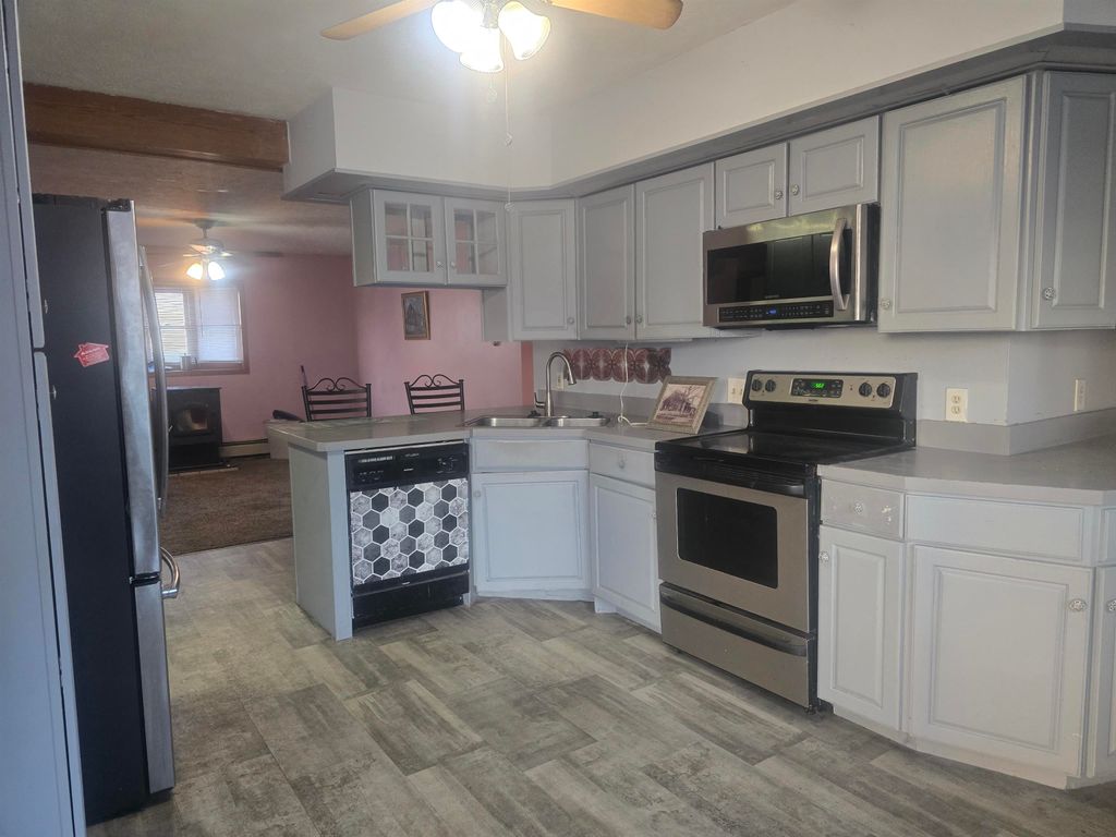 Photo of 41 Main Street, Allenstown, NH 03275 (MLS # 5079789)