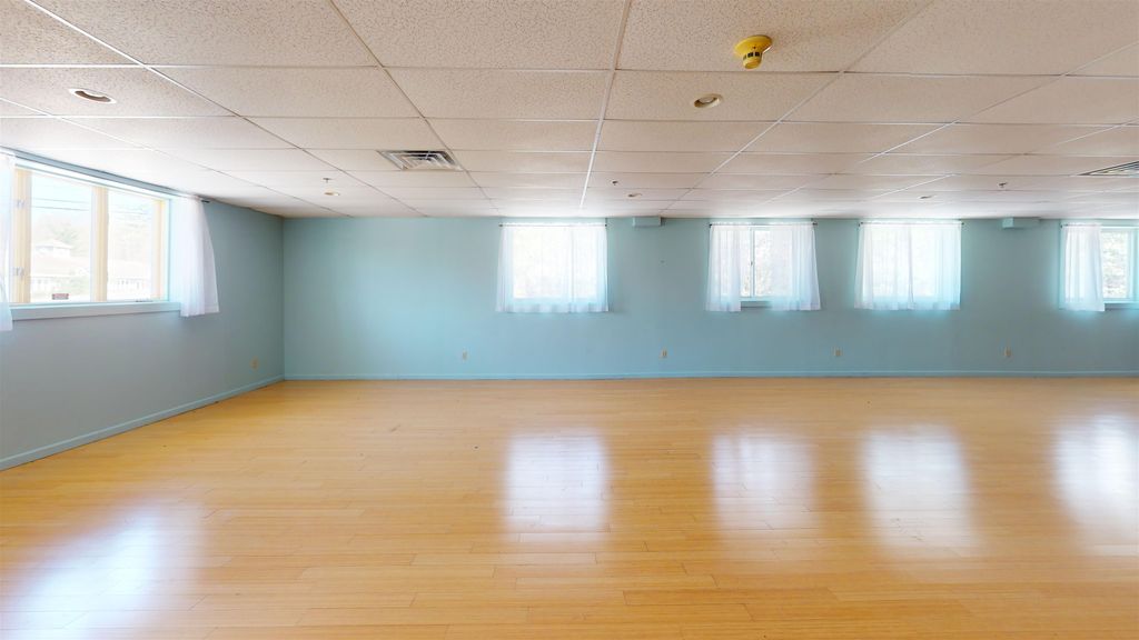 Photo of 198 Londonderry Turnpike, Hooksett, NH 03106 (MLS # 5038166)