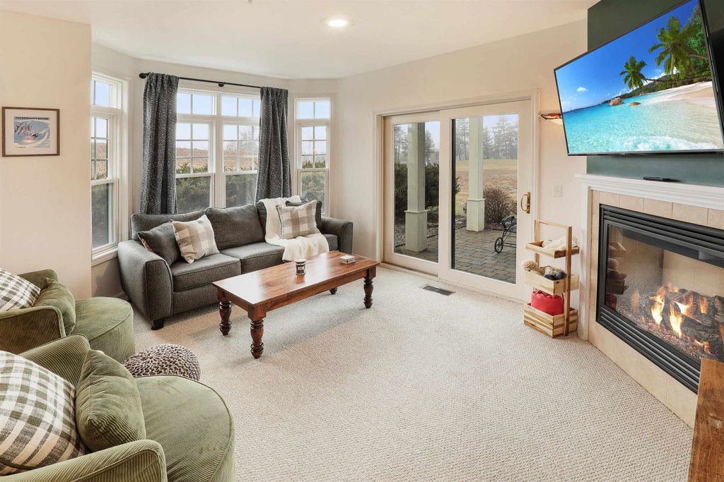 Photo of 43 Lafayette Road #1, Thornton, NH 03285 (MLS # 5078858)