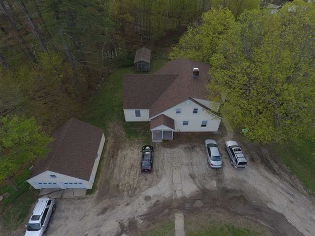 Photo of 8 Emerson Street, Plymouth, NH 03264 (MLS # 5081826)