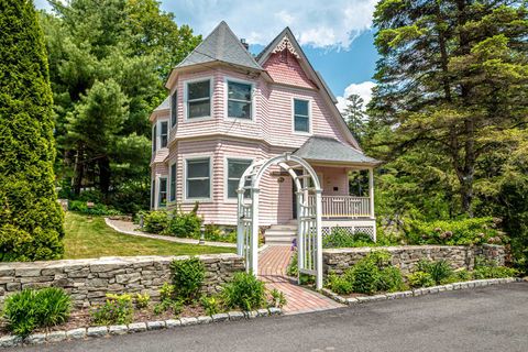Photo of 42 Carter Notch Road, Jackson, NH 03846 (MLS # 5045570)