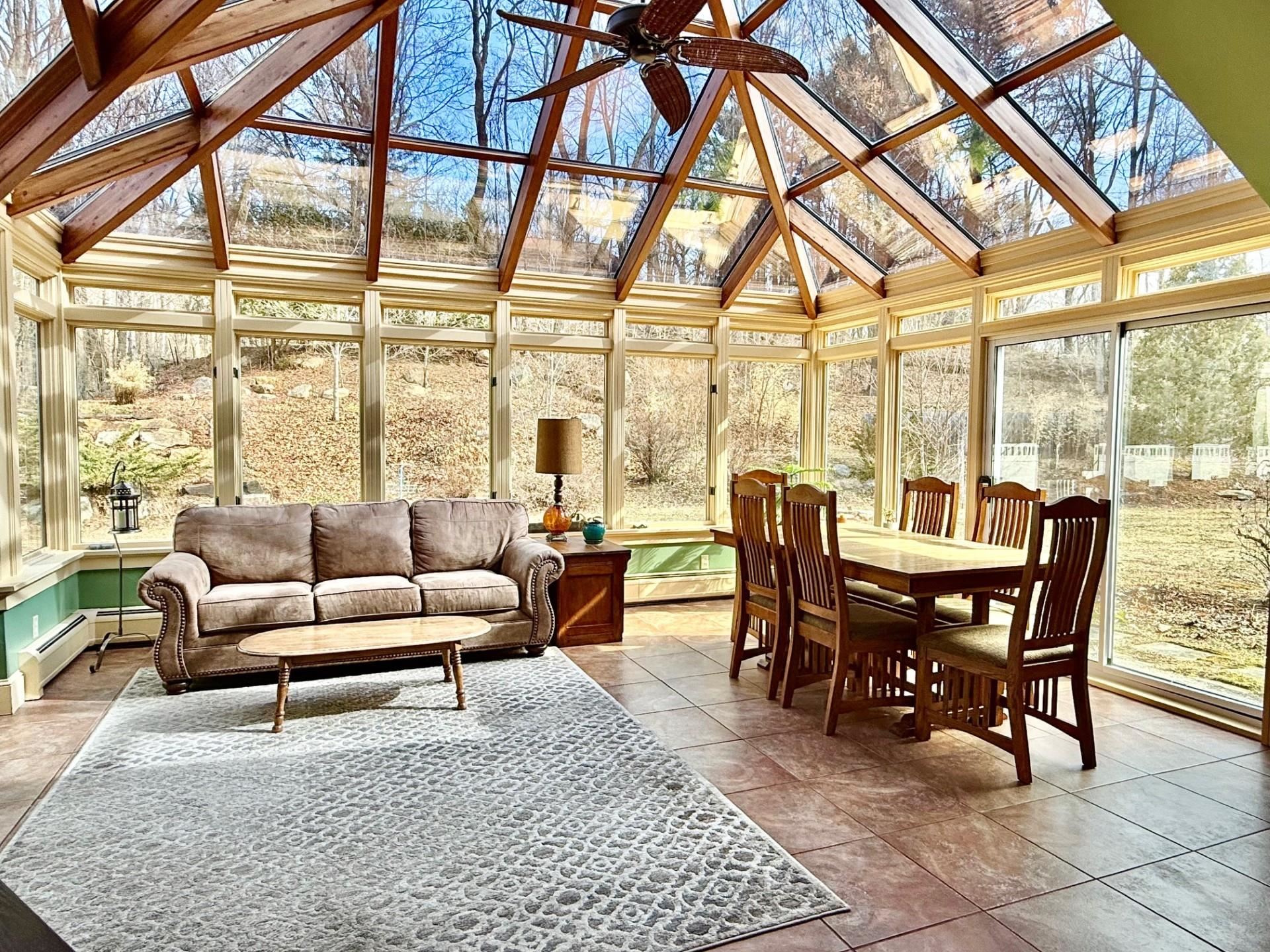 529 North Shore Road