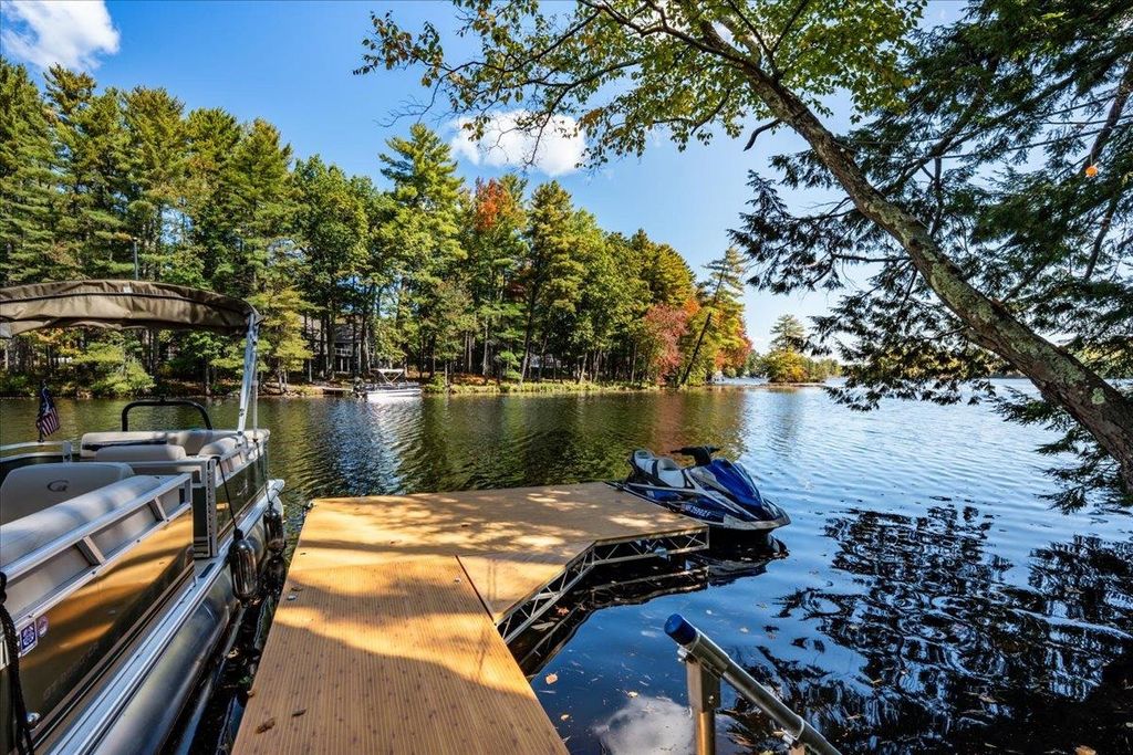 Photo of 47 East Union Street, Goffstown, NH 03045 (MLS # 5064584)