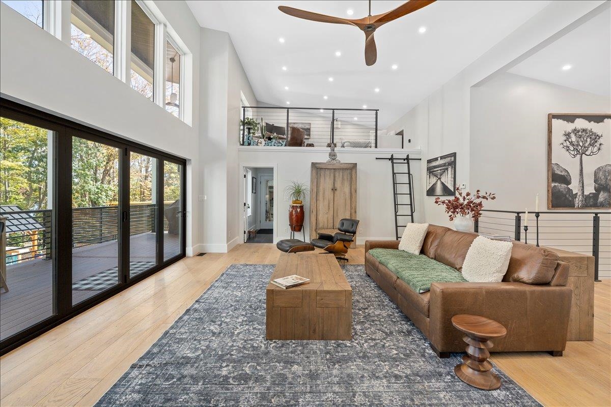 47 East Union Street