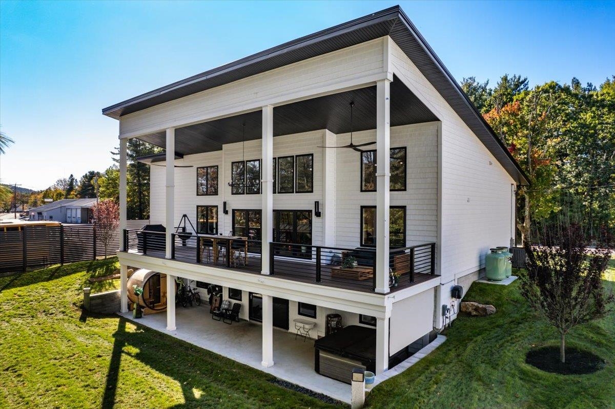 47 East Union Street