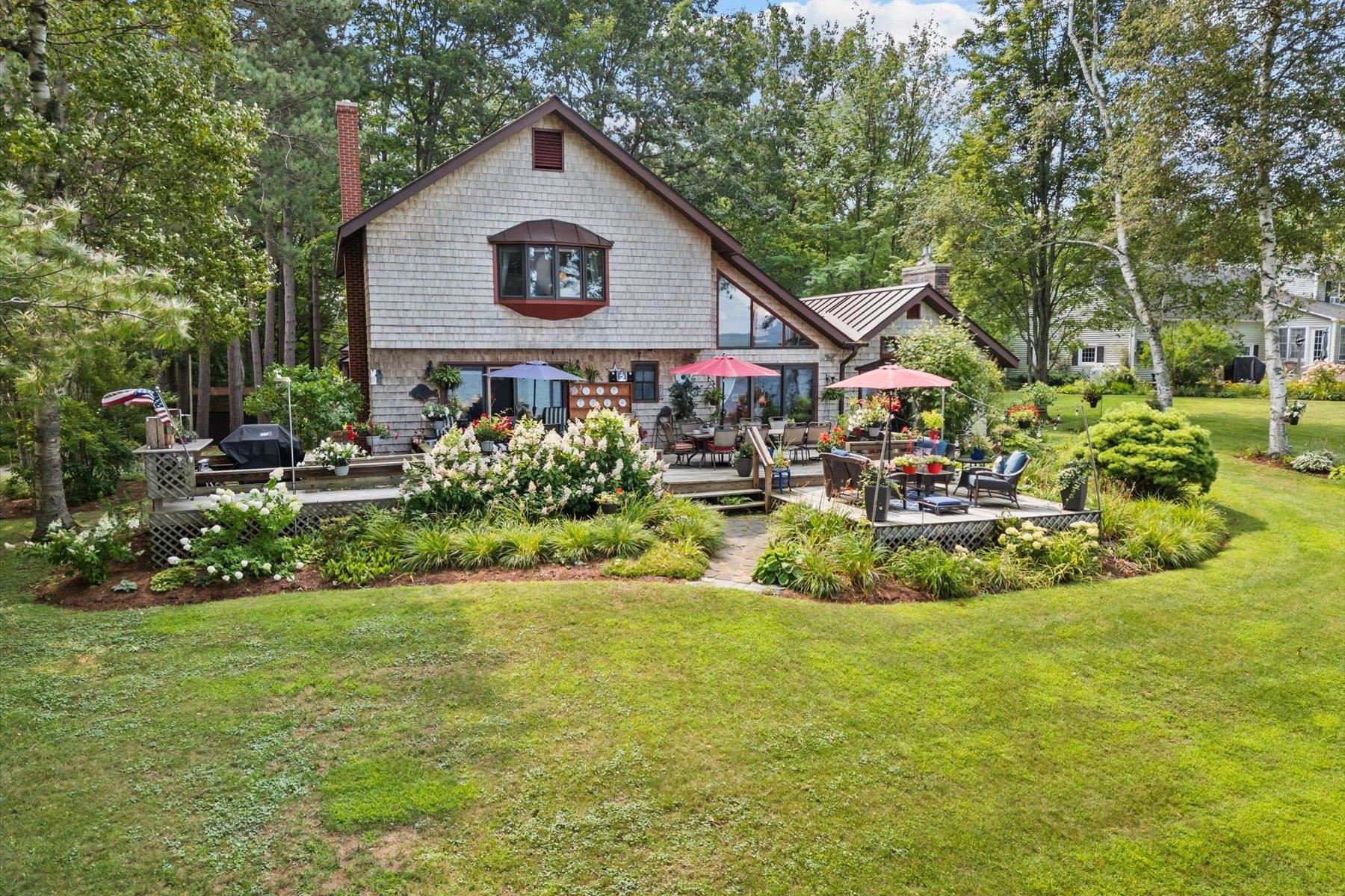 1276 Bluff Road