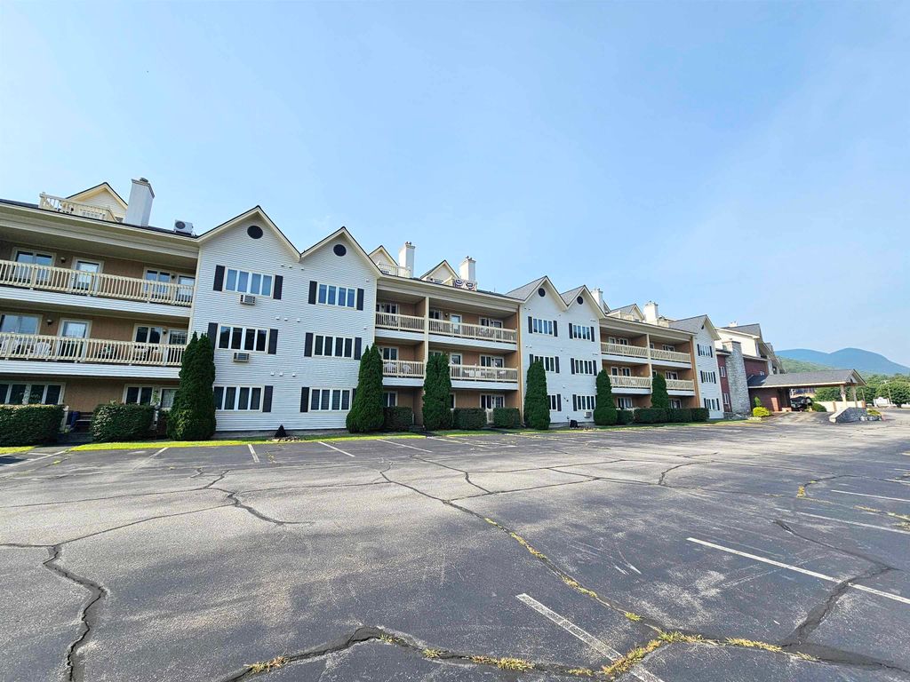 Photo of 227 Main Street #106, Lincoln, NH 03251 (MLS # 5053954)